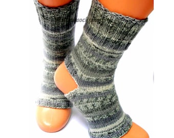 Hand Knit Gray Yoga Socks, Dance Socks, Knitted Girls Yoga Socks, Pilates Socks, Summer Socks, Flip Flop Socks, Pedicure Socks, Feet Warmers