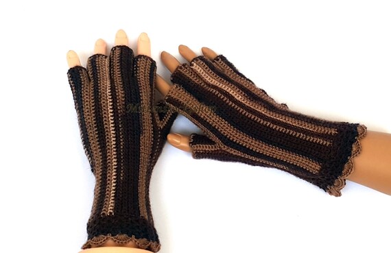 ladies brown knitted gloves