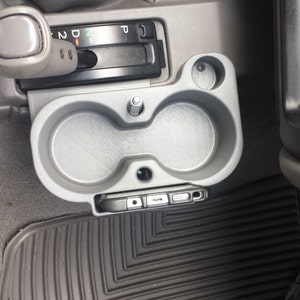 1995-2004 Tacoma Double Cup holder image 3