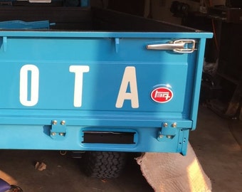 FJ45 Tailgate badges