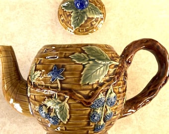 Large Vintage Stoneware Teapot: Ceramic Wicker Basket-Weave with Blueberries