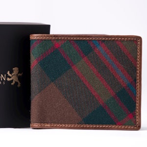 Cartera de tartán y piel