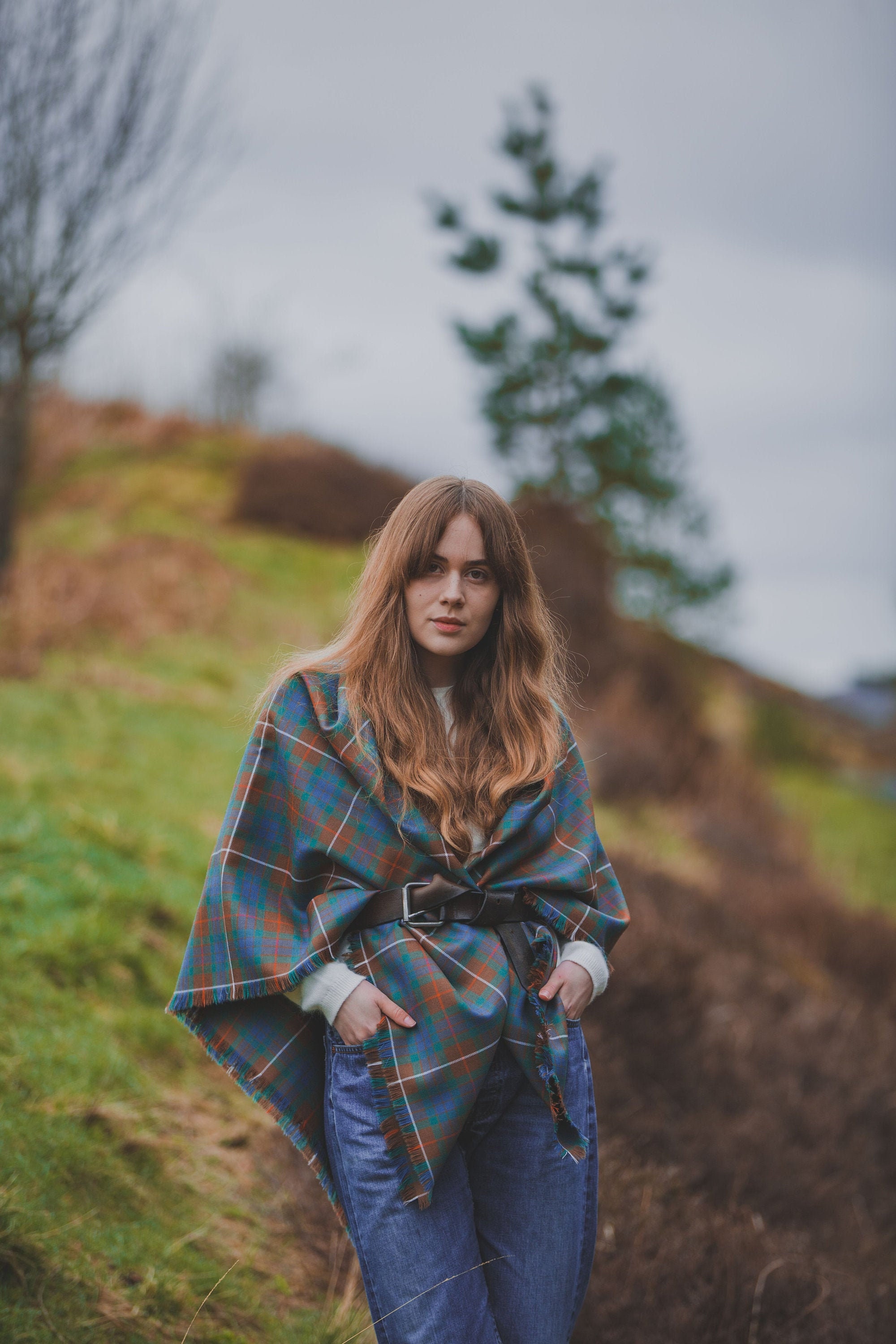 Ancient Hunting Fraser Tartan Outlandish Shawl *FREE SHIPPING*