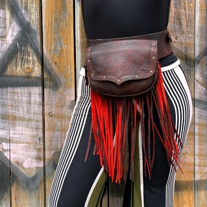 Tamaño Med Cuero genuino Rojo oscuro Fleco Cinturón de bolsillo iPhone Bolso de viaje Festival Wallet Concierto Maroon Borgoña