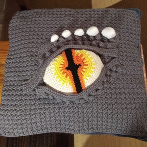 Dragon Eye Pillow Crochet Pattern, printable pdf image 3