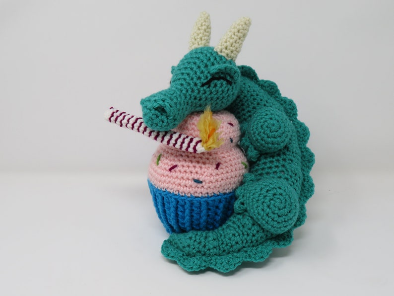 Dragon crochet pattern, Cupcake Dragon, birthday, printable pdf image 2