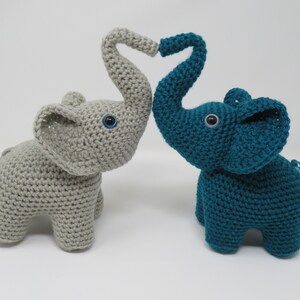 Elephants in Love Crochet Pattern, printable pdf image 2