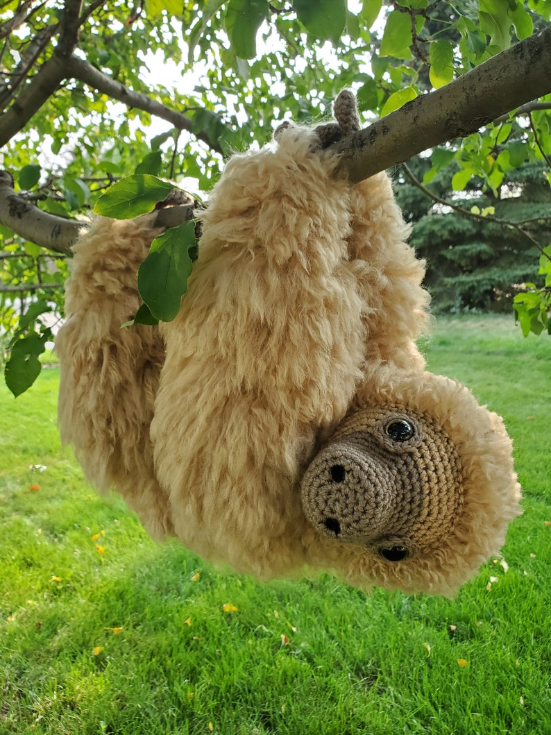 Large Sloth amigurumi crochet pattern 2.0, Amelia, printable pdf image 9