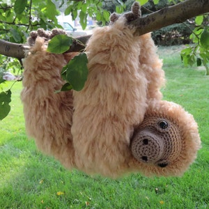 Large Sloth amigurumi crochet pattern 2.0, Amelia, printable pdf image 7
