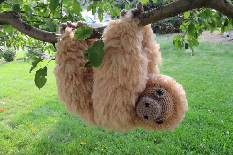 Large Sloth amigurumi crochet pattern 2.0, Amelia, printable pdf image 7
