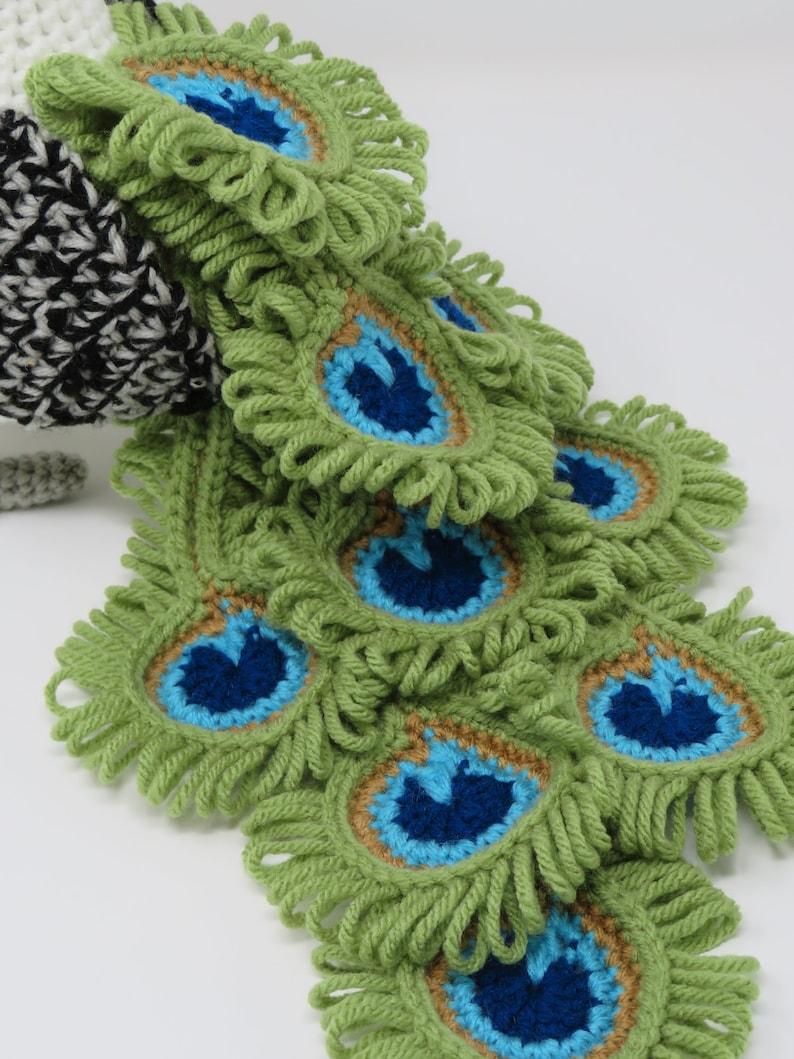 Realistic Peacock Crochet Pattern amigurumi, Regal the Peacock image 7