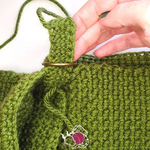 Dragon Claw Purse Crochet Pattern Wallet, PDF image 6