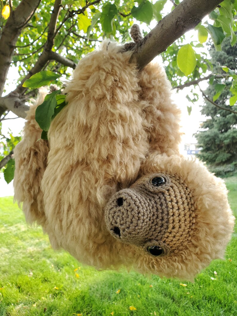 Large Sloth amigurumi crochet pattern 2.0, Amelia, printable pdf image 5
