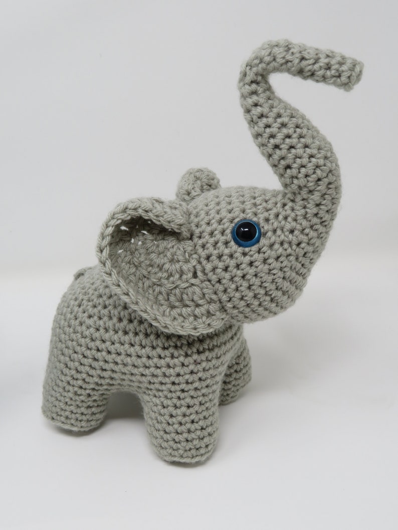 Elephants in Love Crochet Pattern, printable pdf image 5