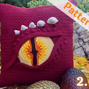 Dragon Eye Pillow Crochet Pattern, printable pdf image 1