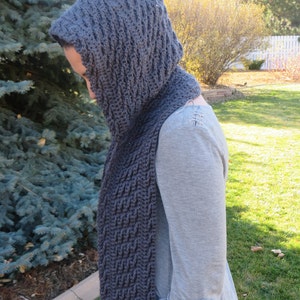 Hooded scarf crochet pattern, scoodie, scarf with hood, crochet scarf, cabled scarf pattern, long scarf, fashion winter scarf image 2