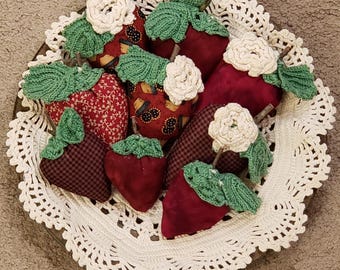 Handmade Fabric Primitive Strawberry Bowl Fillers Strawberries Ornies, Tucks, Farmhouse Decorations Decor Tiered Tray Tier Tray Set of 9