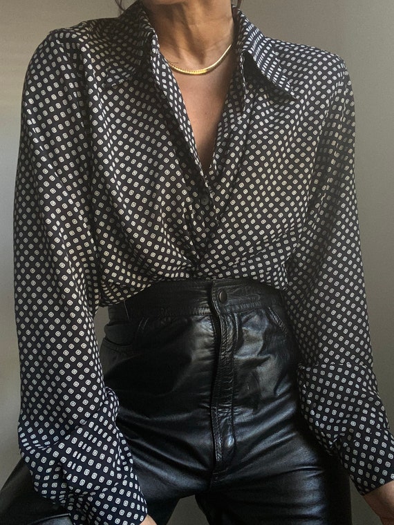 vintage geometric slightly sheer essential blouse