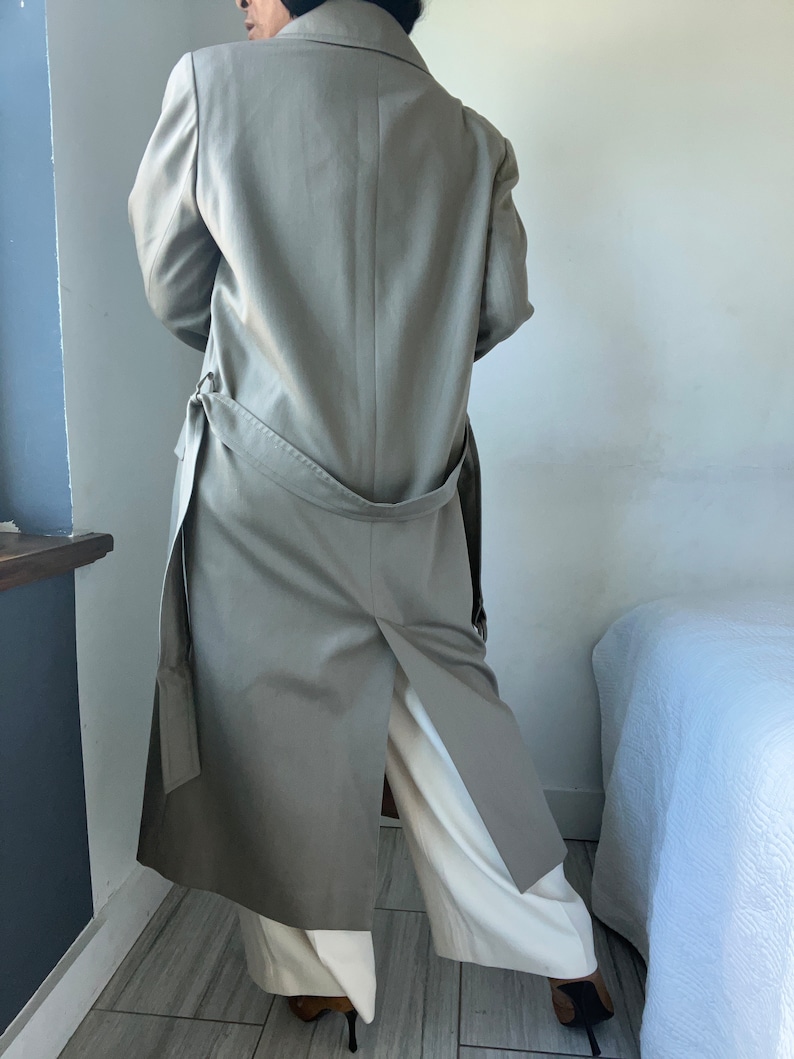 trench minimaliste drapé vintage en pure laine image 7