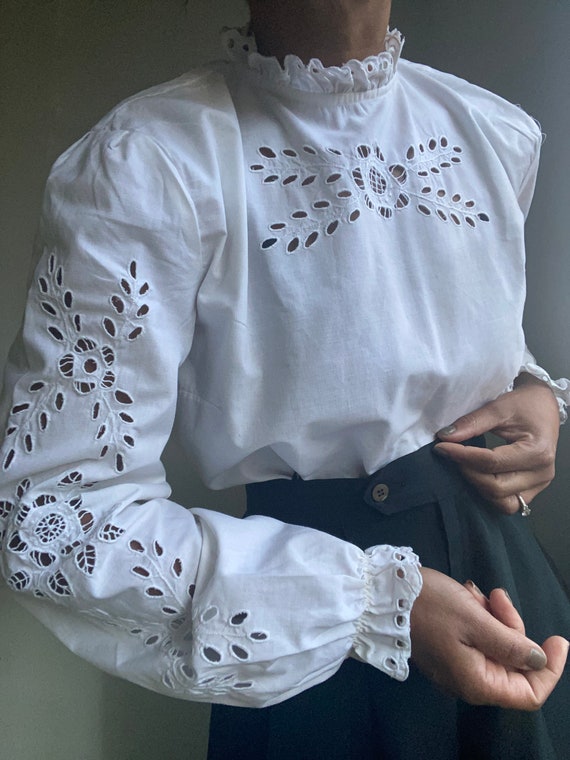 vintage hand embroidered peasant blouse