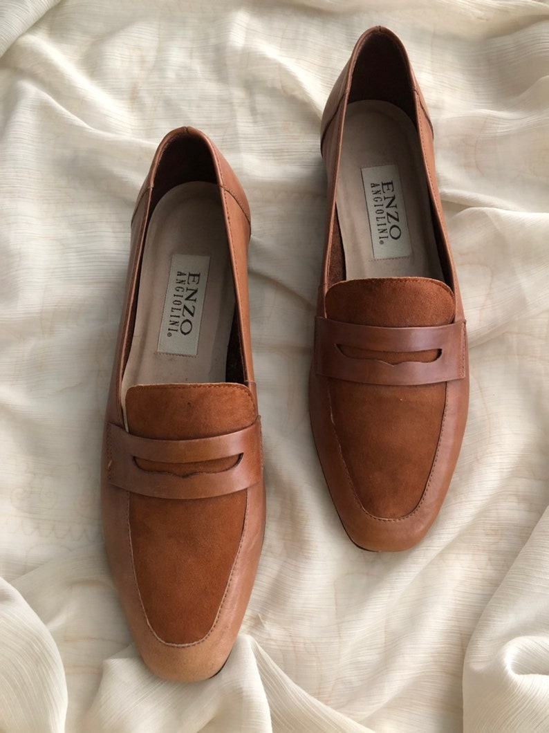 vintage classic essential double tone leather sleek slip on moccasins