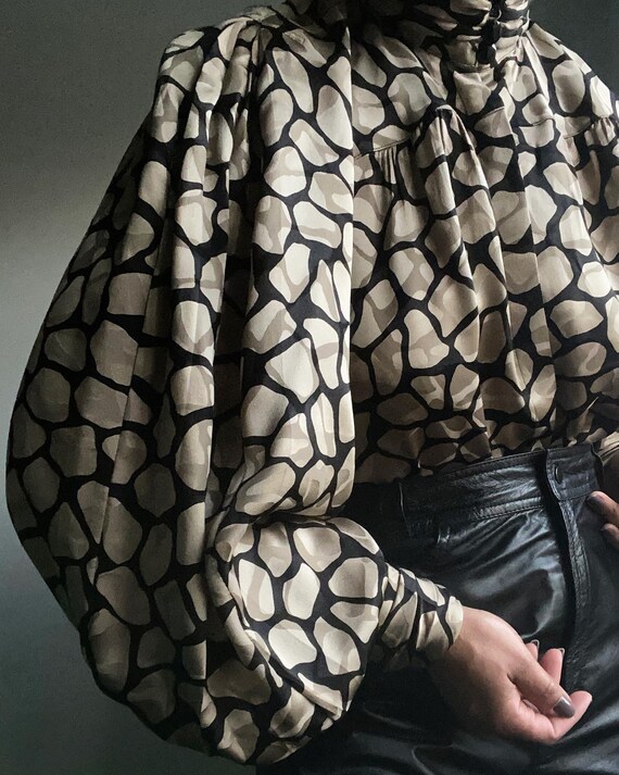vintage deadstock statement silk puff sleeve blous