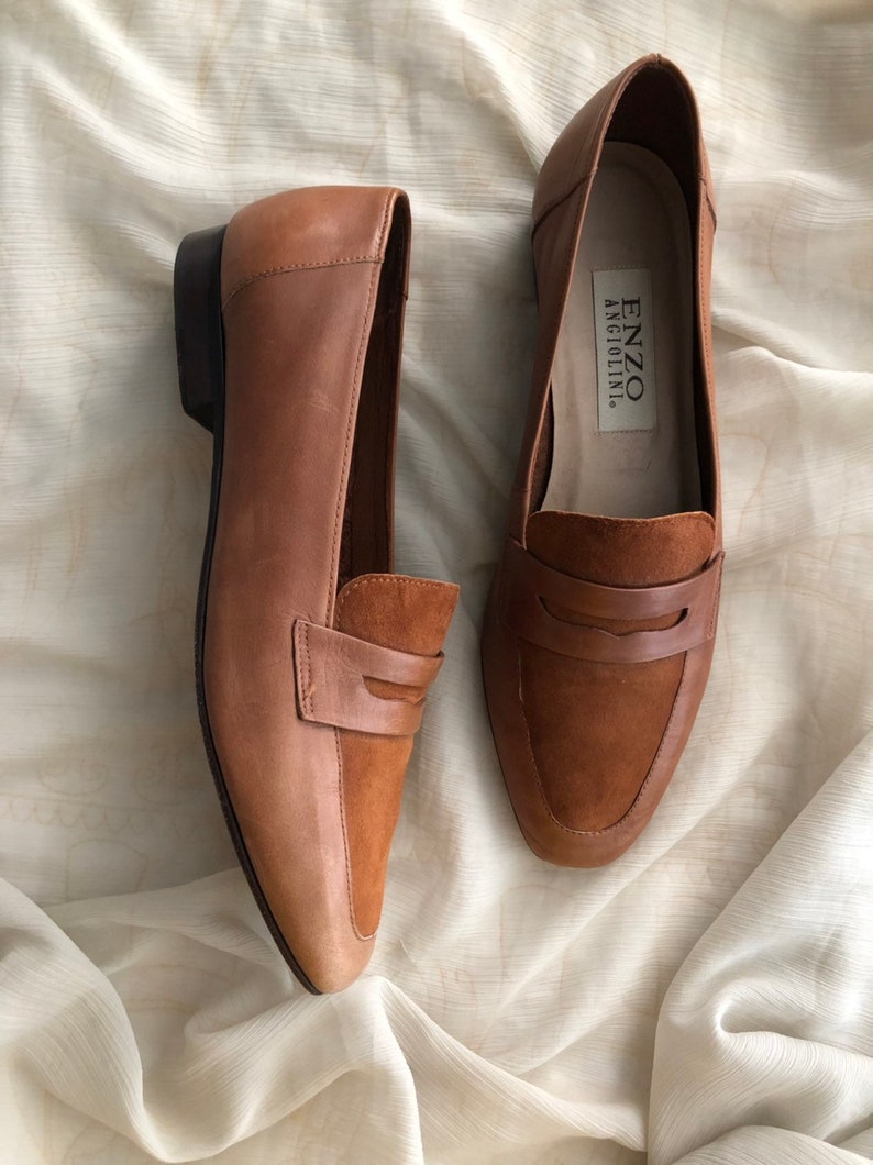 vintage classic essential double tone leather sleek slip on moccasins