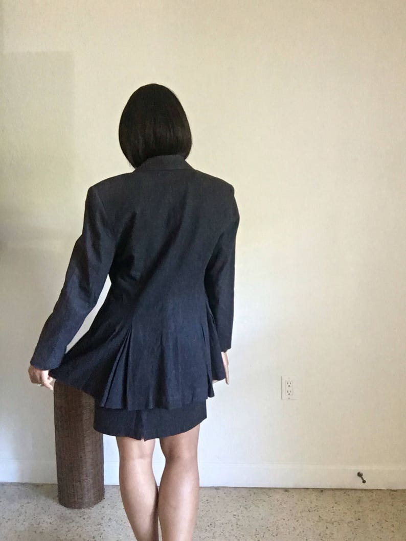 vintage femme double breasted mini skirt power suit