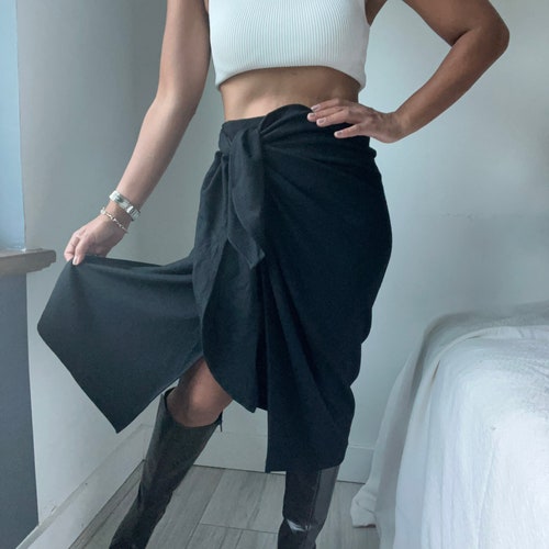 Vintage shops minimal wool knit wrap skirt