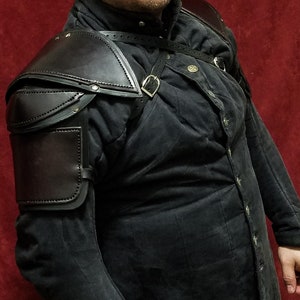 Leather Shoulder Armor Style 2