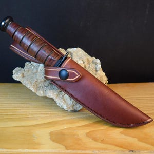 Bainha de couro feita à mão para o Mini Ka-Bar