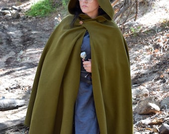 Wool Hooded Halfling Cloak