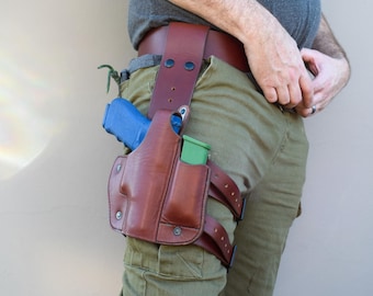 Leather Thigh Holster With Bult In Magpouch