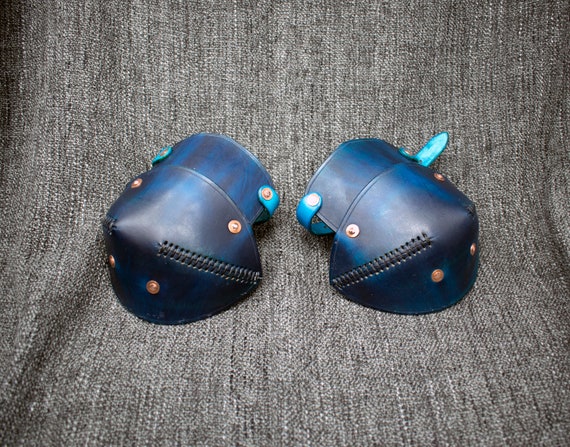 革製の肘当て。 - Etsy 日本