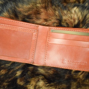Cartera plegable de cuero con ranura para identificación Hermann Oak