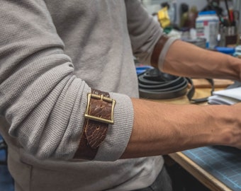 Bison Leather Sleeve Garters