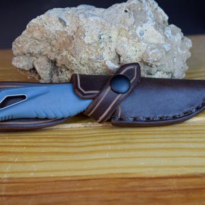 Funda de cuero hecha a mano para el Benchmade Intersect