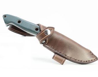Vertical Leather Sheath for the 162 Benchmade Bushcrafter