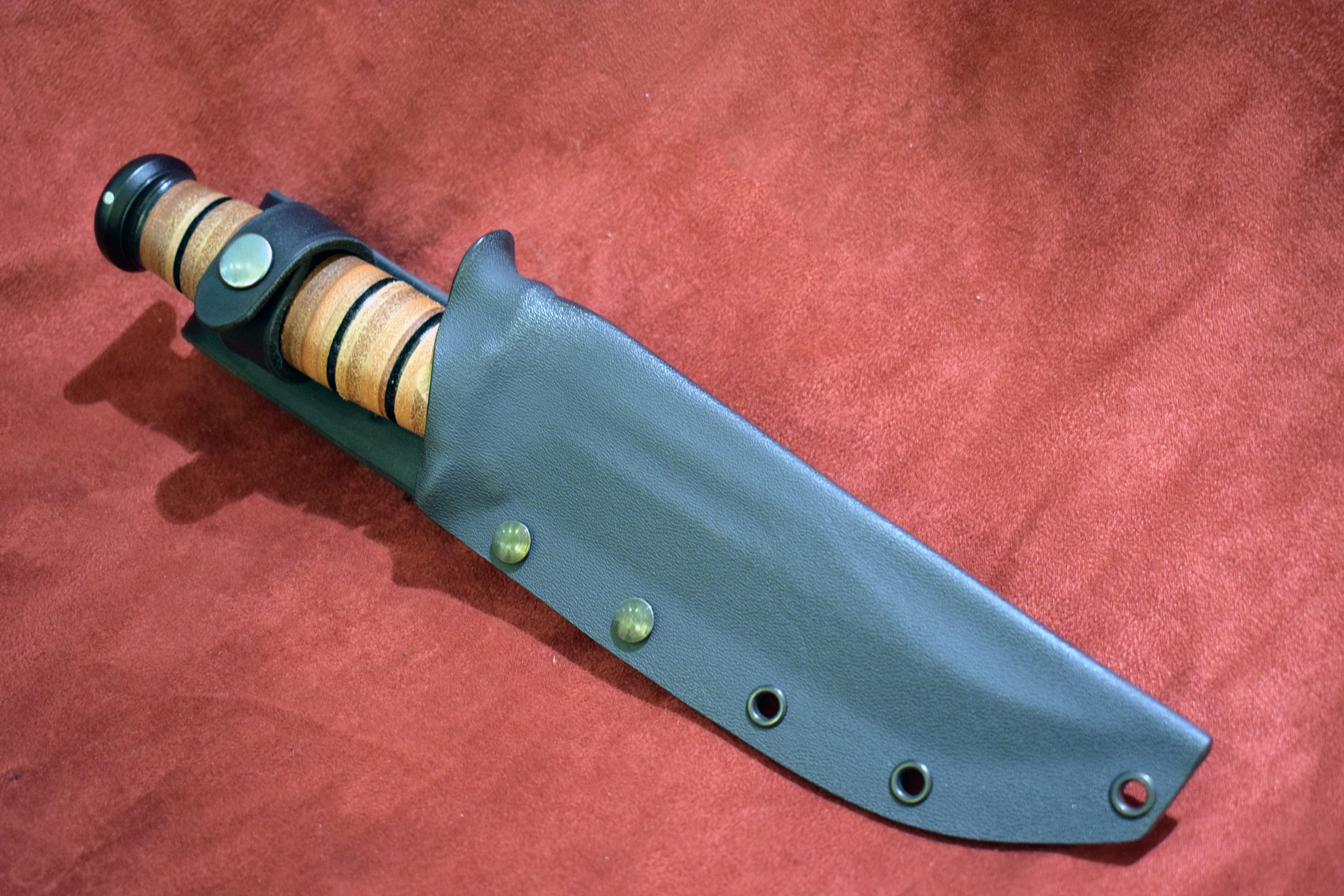 Kydex Sheath for the Ka Bar Fighting Knife.