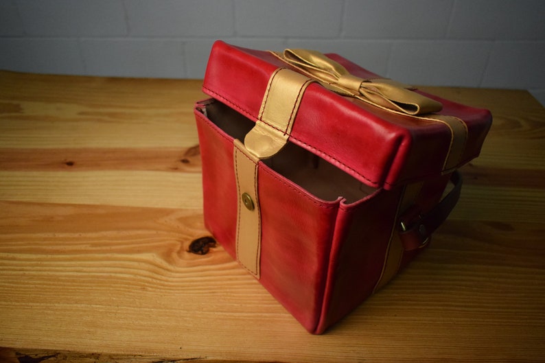 Gift Box Tote Bag image 2