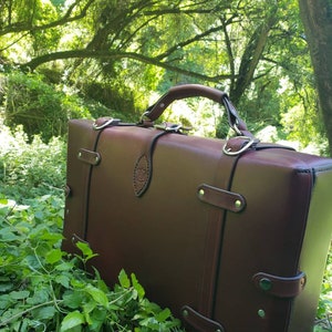 Handmade Leather Suitcase image 5