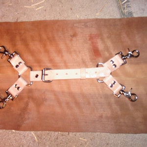 Attache Hogtie - 4 boutons-pression