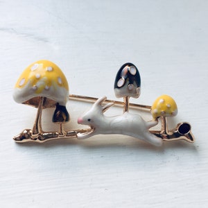 Broche lapin, broche lapin Woodland, broche broche Clip, broche Fairy Land, broche magique, broche fantaisiste, bijoux, cadeau