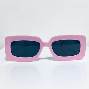 Vintage Y2K Pink Rectangle Sunglasses: UVA Protected Sunnies  display picture 1