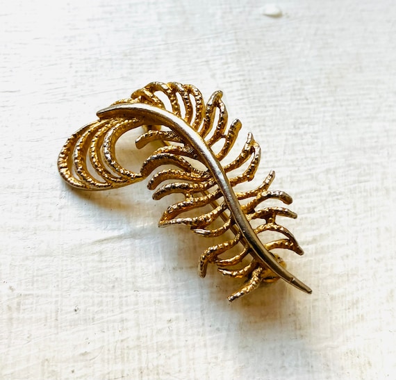Vintage Gold Feather Brooch Brooch Pin Clip Gold Brooch Brooches Uk Jewellery Jewelry USA Gift for Her Vintage Brooches Etsy