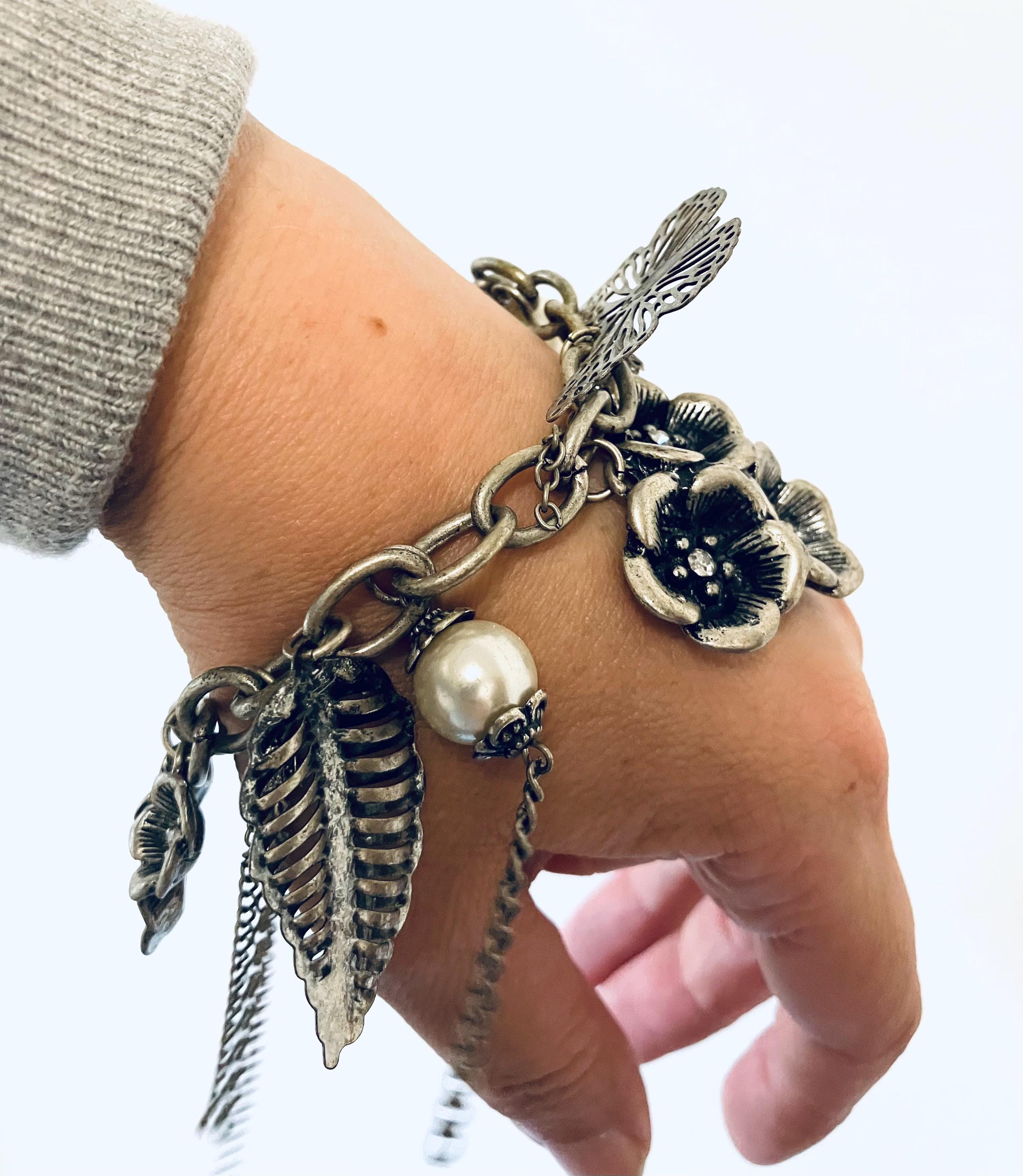 Charm bracelet chanel - Etsy 日本 Charm bracelet chanel - Etsy 日本