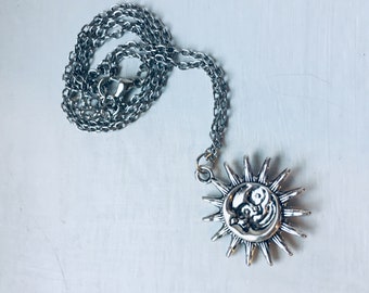 Pendant Necklace, Silver Tone Sun And Moon Pendant Necklace, Celestial Necklace, Costume Jewellery, 90s Jewelry, Gift For Her, Boho