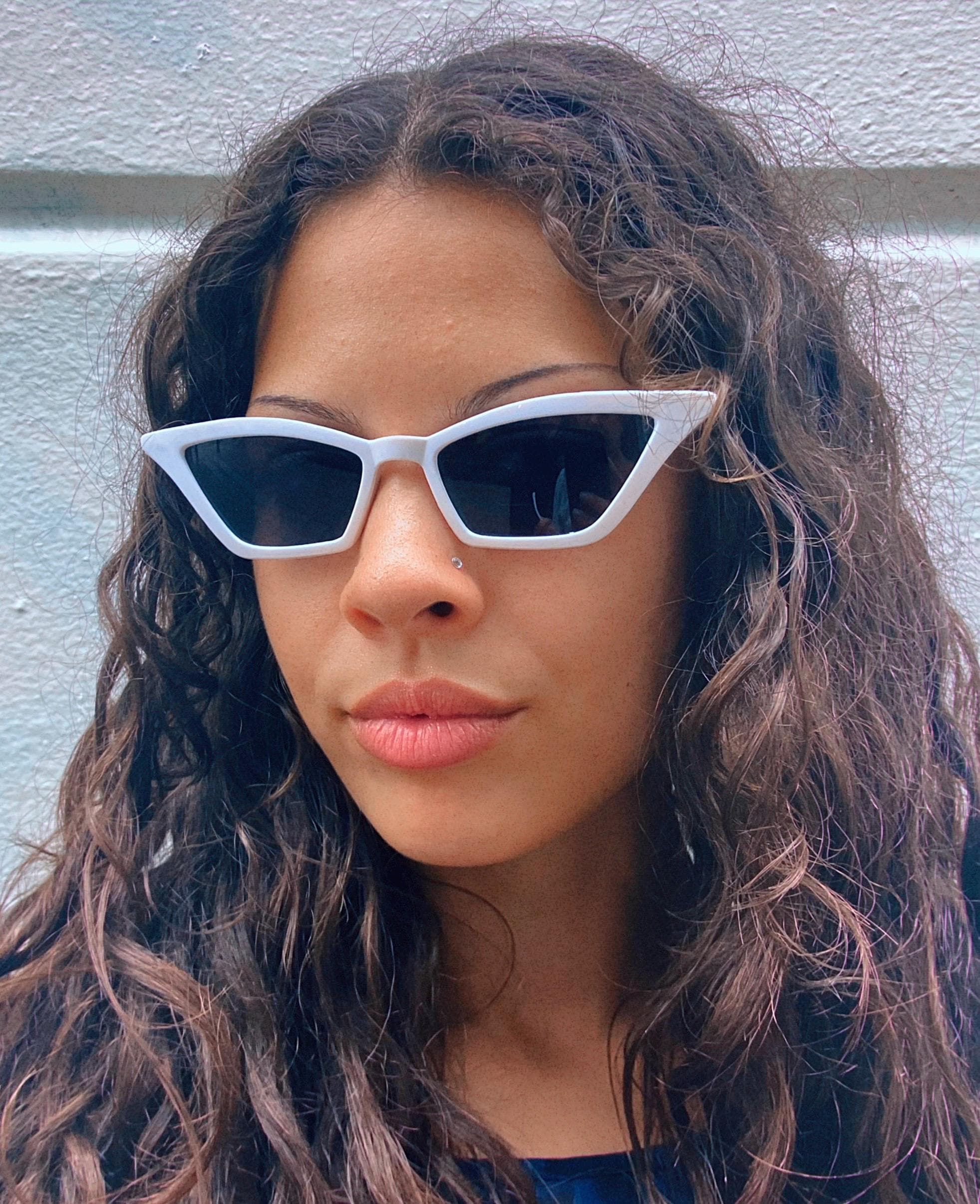 Vintage White Cat Eye Sunglasses: Y2K Retro Festival Eyewear