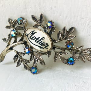 Vintage 1950s Original Mother Brooch, 50s Brooch, Mother Of Pearl Gemstone Brooch, Austrian Crystal Brooch, Leaf Brooch, Gift For Her
