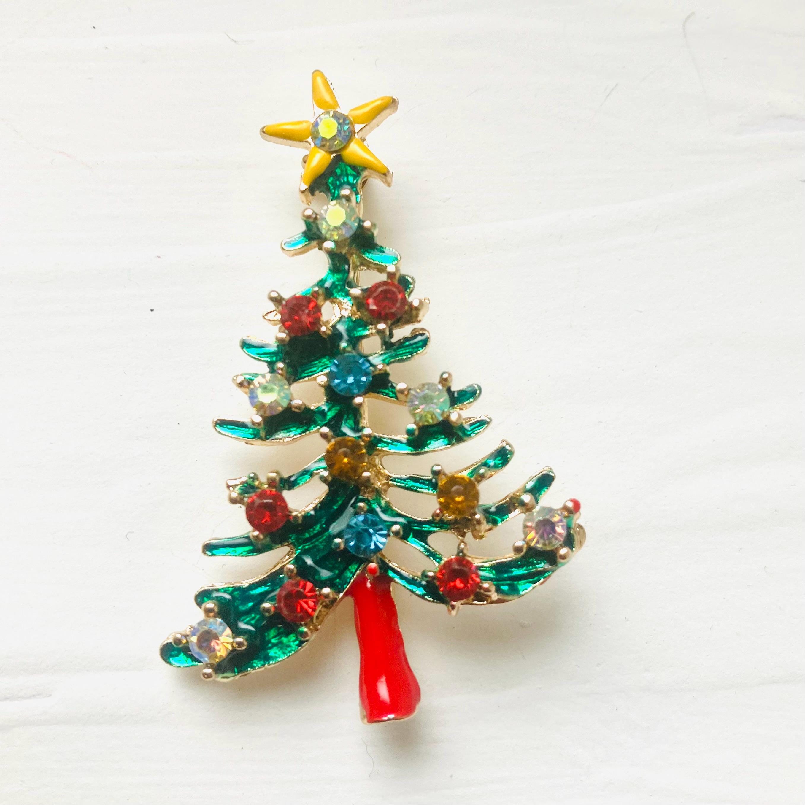 ヴィンテージエナメルクリスマスツリーブローチ：キラキラ輝く